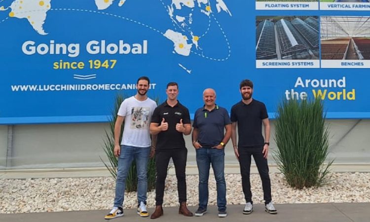 Greenhouses, going global since 1947_1