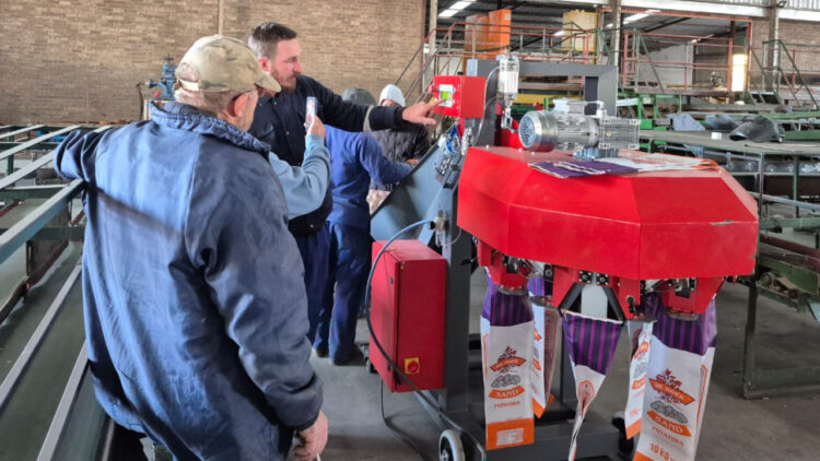 PH Web Thumb WF5.0 Weigh Filler Machine